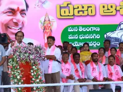 KCR predicts Pailla’s resounding victory