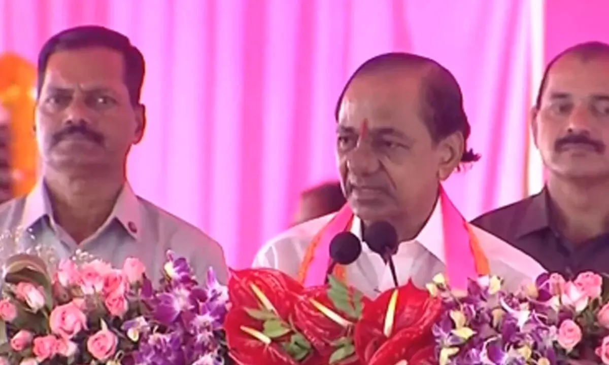 KCR warns people as Congress attempts to reinstate old registration system