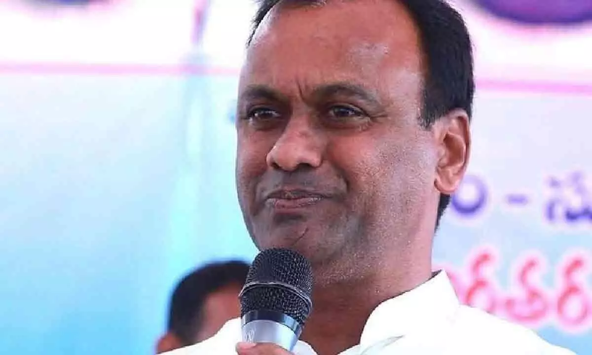 Komatireddy Rajagopal Reddy Joins Congress with the Sole Objective of Defeating Telangana Chief Minister K Chandrasekhar Rao’s BRS