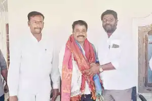 Munugode aspirants left in a tizzy by Rajagopal Reddy’s return