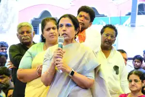 “Nara Bhuvaneswari to Initiate TDP’s ‘Odarpu Yatra’ with ‘Nijam Gelavali’ Theme following Chandrababu Naidu’s Arrest”