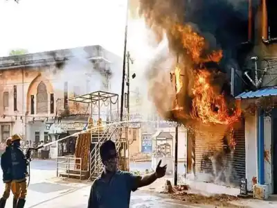 No casualties reported after fire erupts at Secunderabad shopping complex