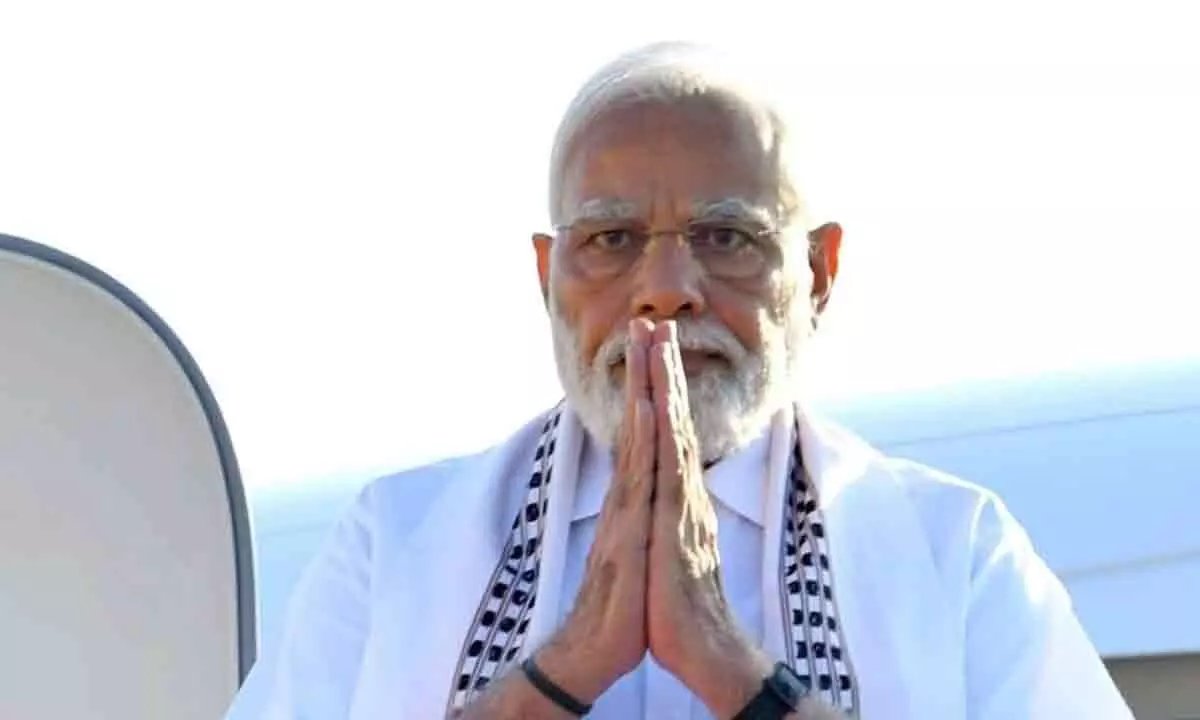 Prime Minister Modi arrives in Hyderabad, departs for Mahabubnagar