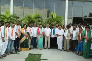 Rahul sends his best wishes to Congress candidate Veerlapalli
