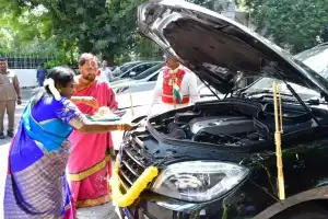 Tamilisai Soundararajan, Governor of Tamil Nadu, conducts Ayudha Puja ceremony at Raj Bhavan