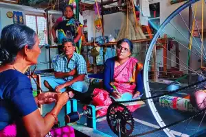 Telangana takes innovative steps to enhance handloom sector
