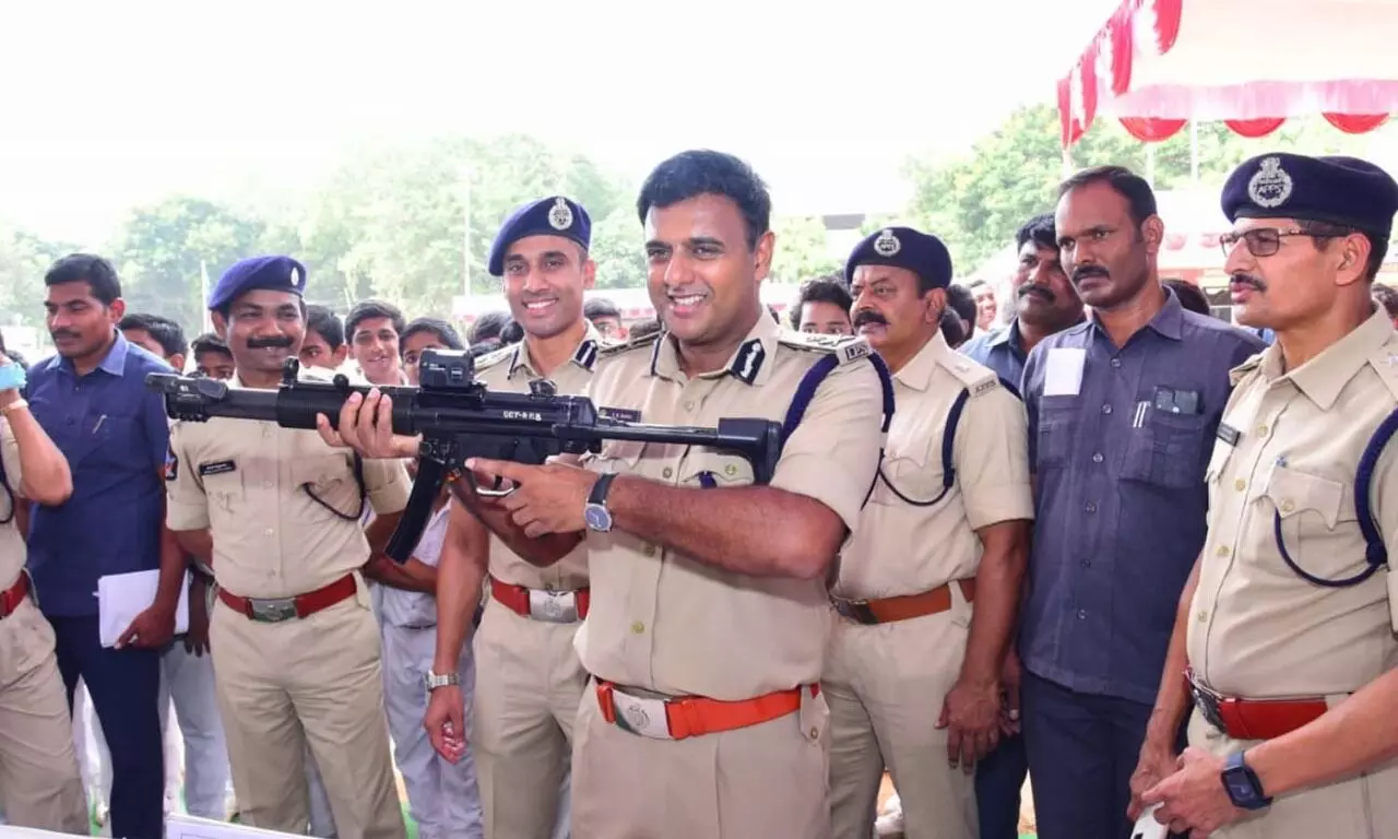 Vijayawada Police showcase weapons, granting youth firsthand experience with modern ammunition