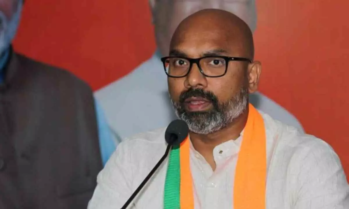 Arvind’s remarks comparing KCR to Revanth draw attention