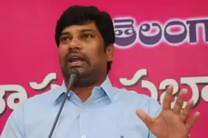 Balka Suman Criticizes Vivek Amidst IT Raids