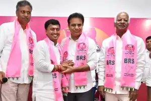 BJP Leader Anugula Rakesh Reddy Joins BRS with KTR in Attendance