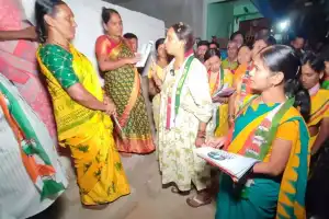 Congress candidate in Khairatabad campaigns on six guarantees