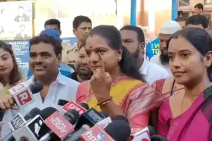 Congress files complaint against Kavitha for urging support towards BRS through voting