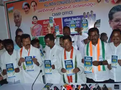 Congress manifesto creating a stir in Wanaparthy