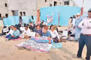 Families in Budwel, Rangareddy, protest against compelled relocation