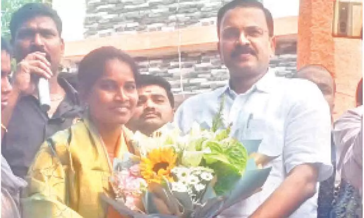 JD Lakshminarayana urges to promote youth participation in politics in Mahabubnagar.