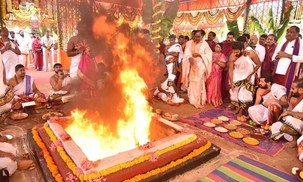 KCR’s Rajashyamala Yagam nearing completion, Nartana Kali to manifest