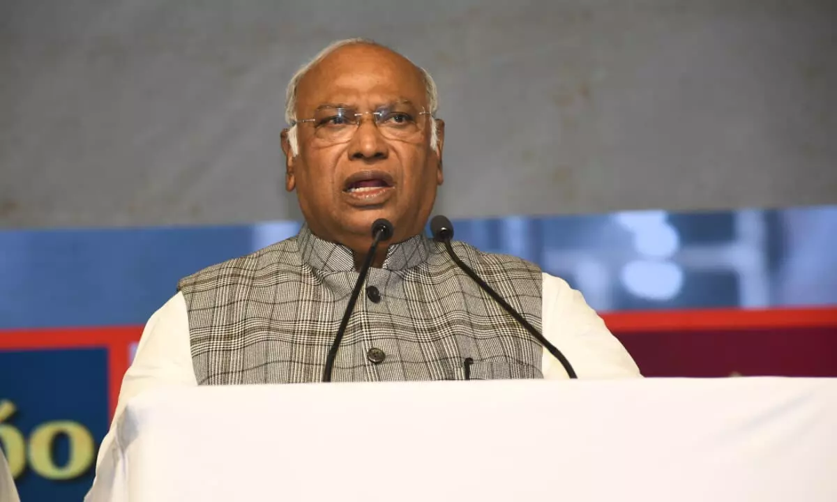 Kharge to inject energy into Congress election campaign in Alampur, Nalgonda