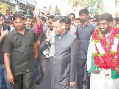 KTR and Owaisis energize election campaign in Jubilee Hills