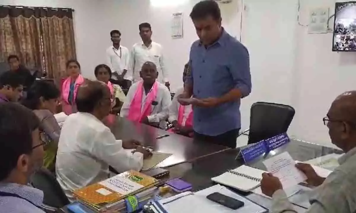 KTR submits nominations at the RDO office in Sircilla