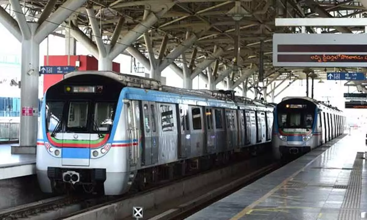 Metro Rail services in Hyderabad temporarily suspended