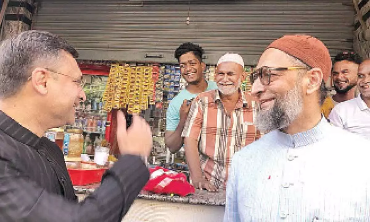 Owaisi Brothers Embark on a Foot March in Chandrayangutta: Listen to Our Voice