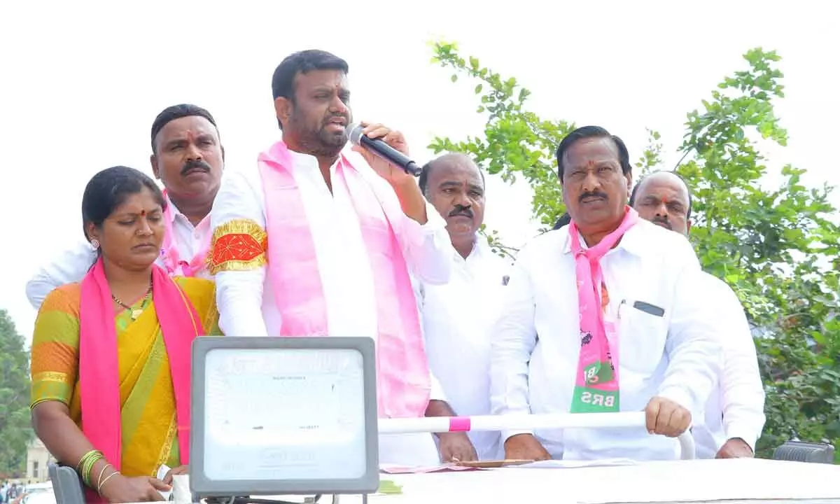 Pilot Rohit Reddy Engages in Extensive Village Campaigns in Tandur Mandal