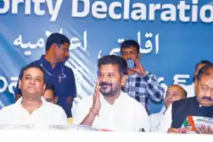 Revanth roars, calling Congress ‘Aurekdhakka pakka’ in Hyderabad