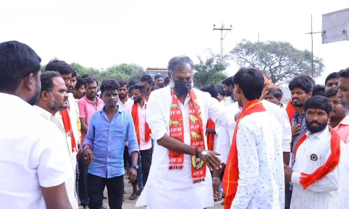 Shadnagar witnesses the rise of an independent “roar” amidst political turmoil