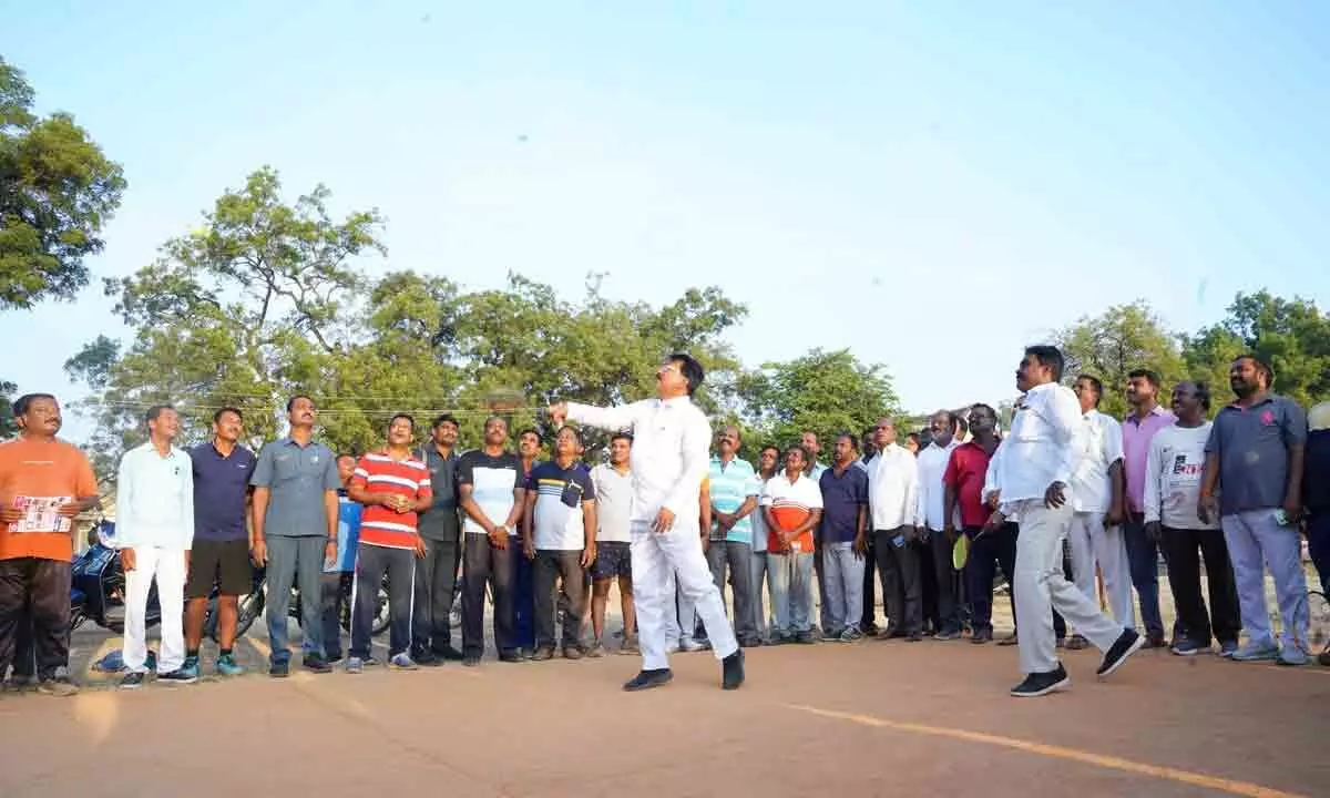 Singireddy Niranjan Reddy asserts rapid development in TS at Wanaparthy