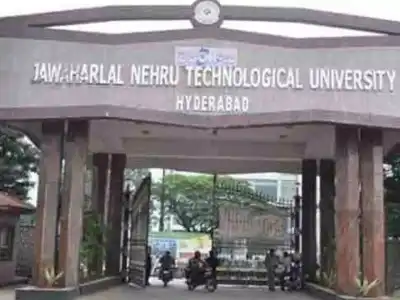 Students from JNTUH rally against Credit-Based Detention System in protest