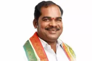 Supporters of Ibrahimpatnam aspirant cause disturbance at Gandhi Bhavan