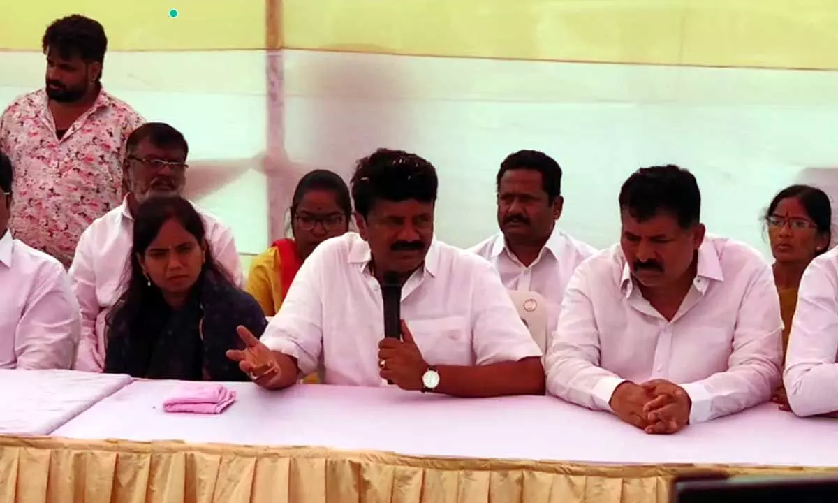 Talasani Srinivas Yadav examines parade grounds in preparation for KCR’s meeting