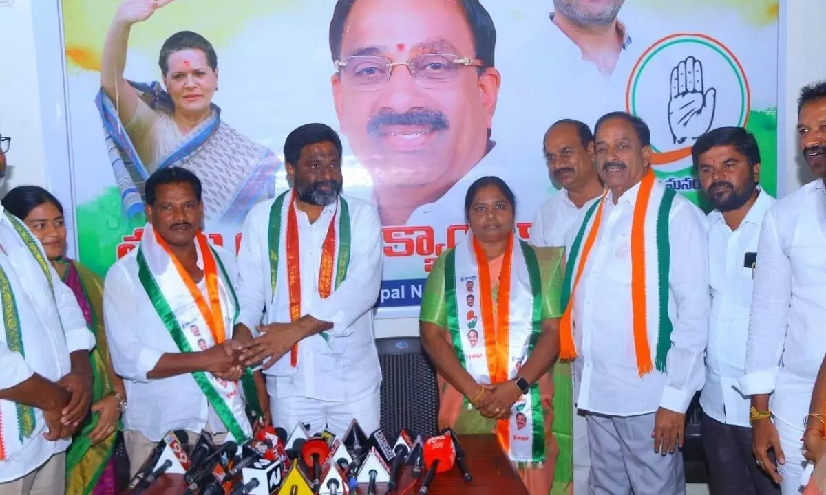 Tummala faces opposition from women seeking to remove BRS