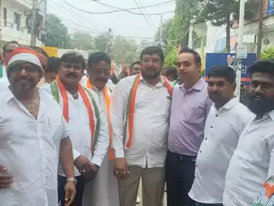 Venela, Congress candidate for Secunderabad Cantonment, organizes roadshow in Vasavi Nagar