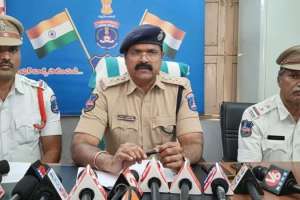 Shamshabad Traffic ACP Urges Safe Driving During New Year Celebrations