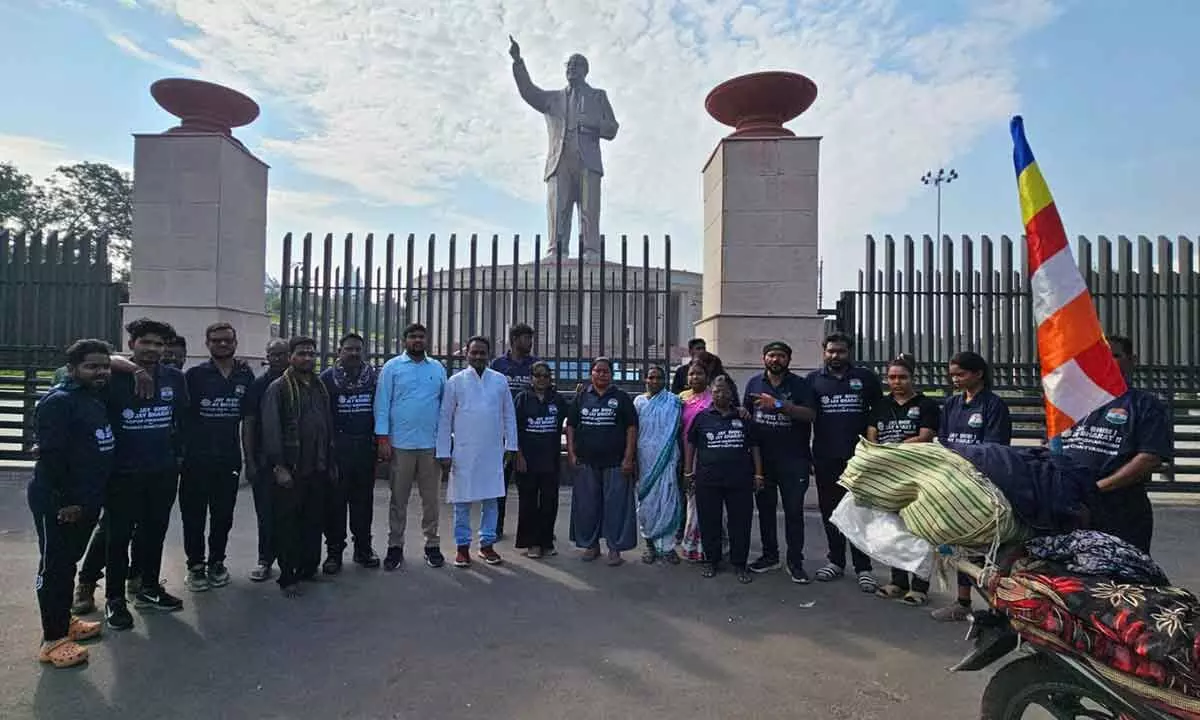 50 youth arrive in Hyderabad on bikes, welcomed by AIAYS