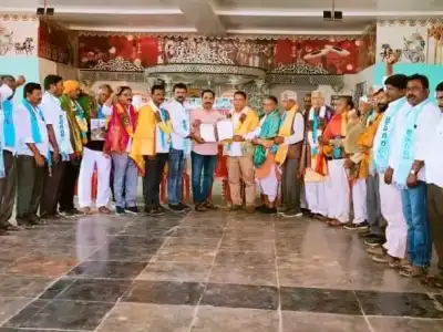 Bharath Bhageeratha janakalpana Yatra arrives at Beechupalli on Tuesday