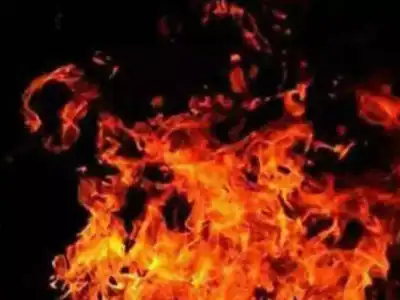Family rescued by traffic police constable from massive fire at Punjagutta shopping complex