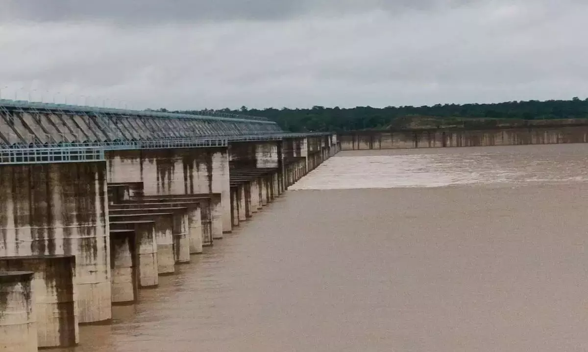 Government to initiate a judicial investigation into the Medigadda barrage damage