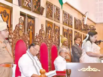 Governor affirms government’s promises in Assembly