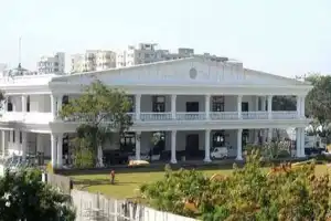 High rise barricades to be removed from Pragati Bhavan within 48 hours