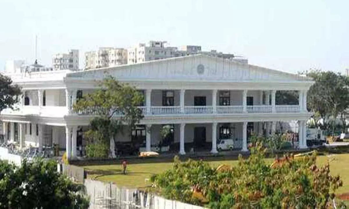 High rise barricades to be removed from Pragati Bhavan within 48 hours