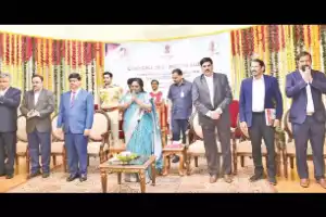 JNTUH alumni honored by Governor Tamilisai
