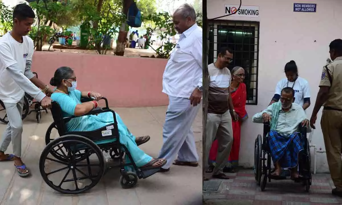 Many polling booths in Hyderabad receive services from enthusiastic youth