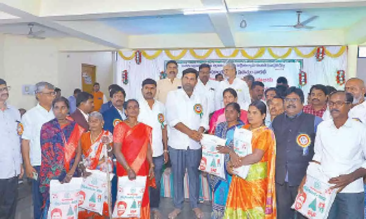 MLA Janampally Anirudh Reddy Joins Festive Christmas Celebrations in Mahbubnagar