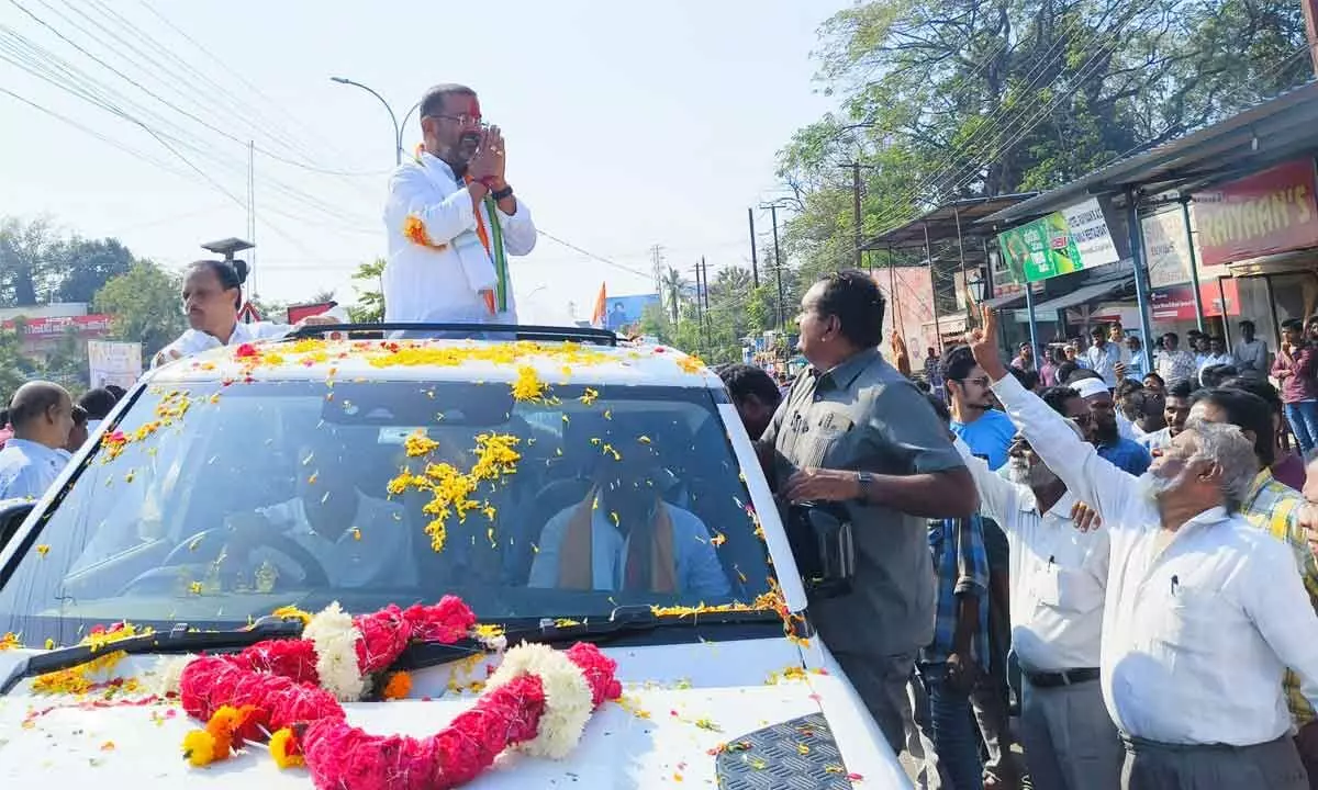 Naini assures that Congress will honor all its promises