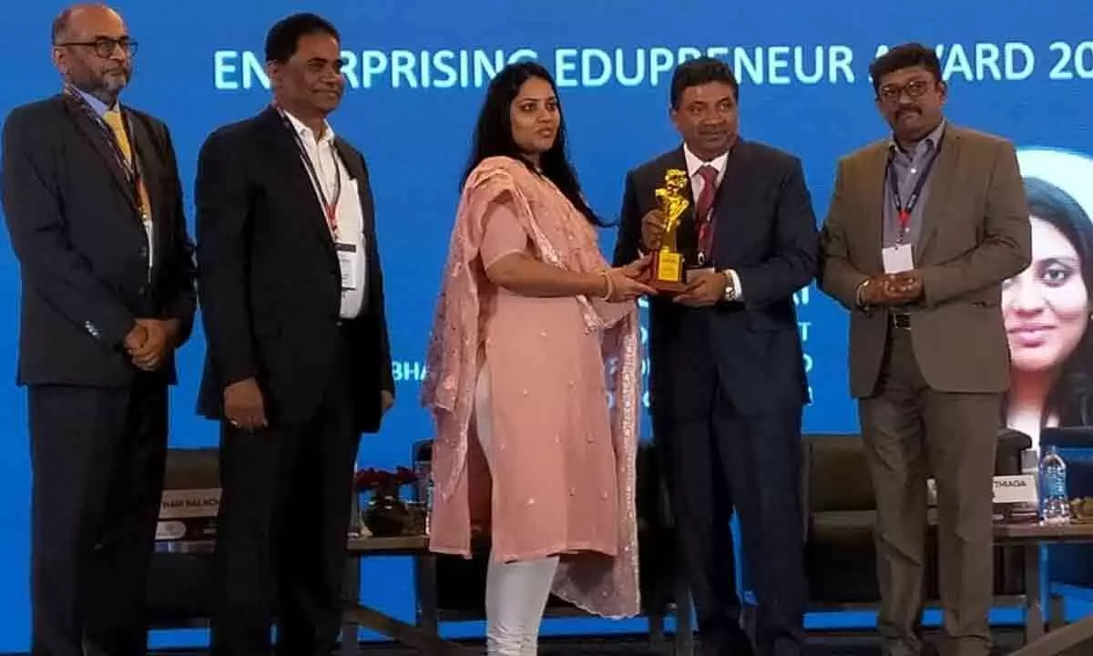 Secretary of SBIT in Khammam receives esteemed award