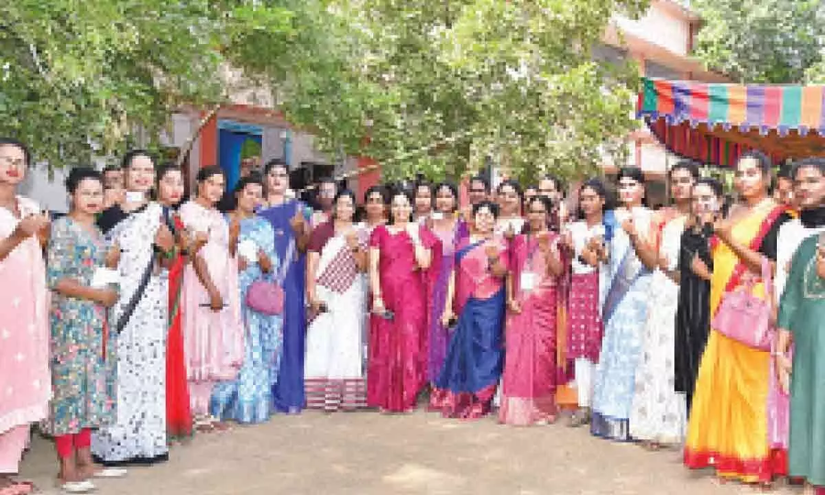 Transgenders in Karimnagar Exercise Their Right to Vote
