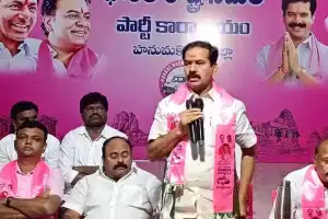 Warangal: D Vinay Bhaskar declares himself as a loyal BRS soldier