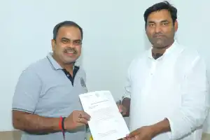 Anirudh Reddy refuses police escort in Mahbubnagar